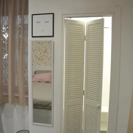 Casa Moni * Neapol