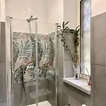 Casa Moni