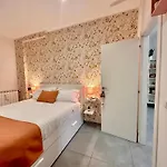 Casa Moni
